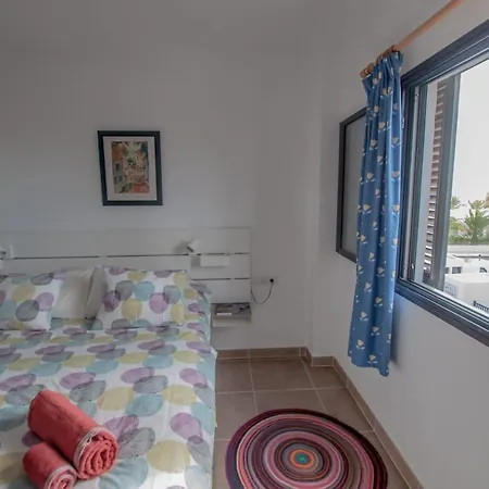 Casa Coral With Sea Views & Ac Puerto del Carmen (Lanzarote)